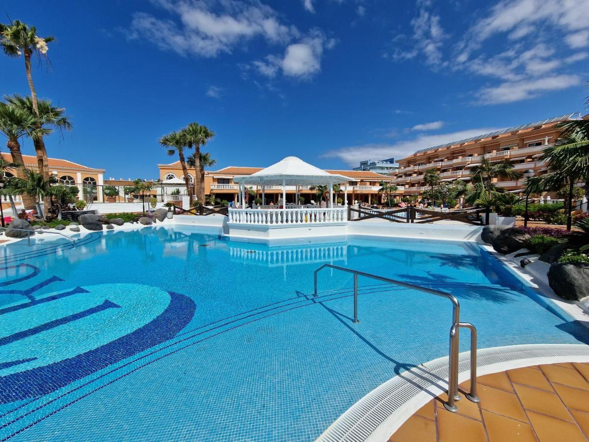 Exclusive Penthouse Playa Las Vistas 4 Close To The Sea And Beach, Aircondition For A Fee, Wifi, Terrace, Heated Pool Playa de las Americas  Exterior photo