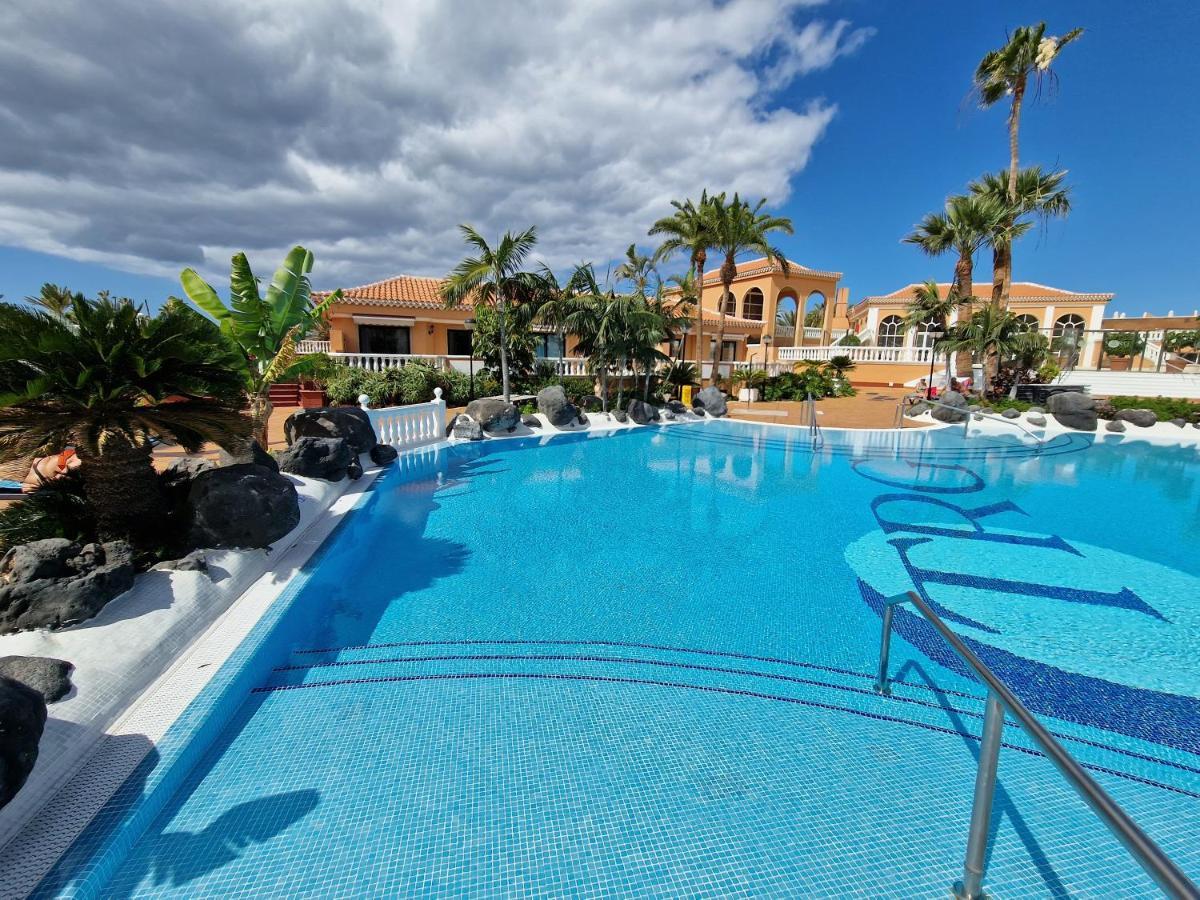 Exclusive Penthouse Playa Las Vistas 4 Close To The Sea And Beach, Aircondition For A Fee, Wifi, Terrace, Heated Pool Playa de las Americas  Exterior photo