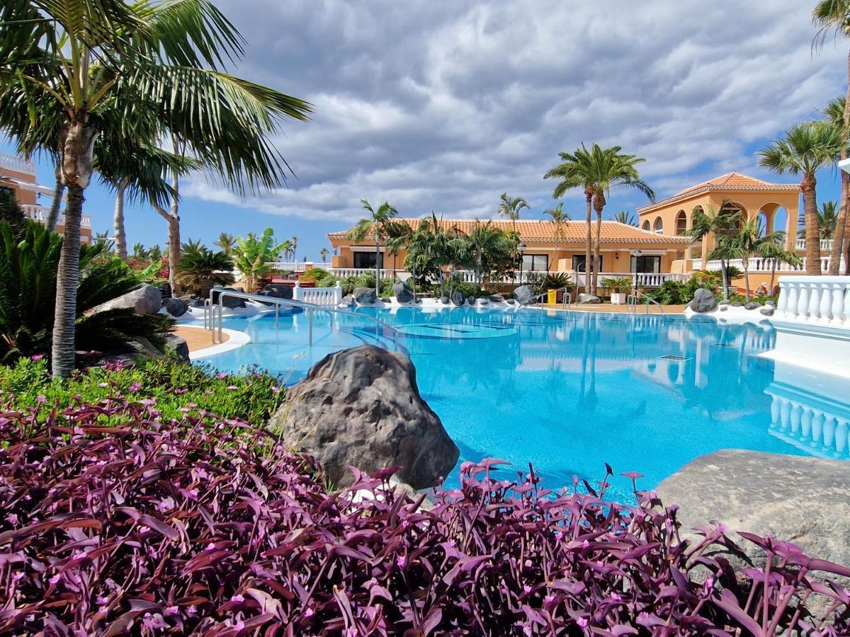 Exclusive Penthouse Playa Las Vistas 4 Close To The Sea And Beach, Aircondition For A Fee, Wifi, Terrace, Heated Pool Playa de las Americas  Exterior photo