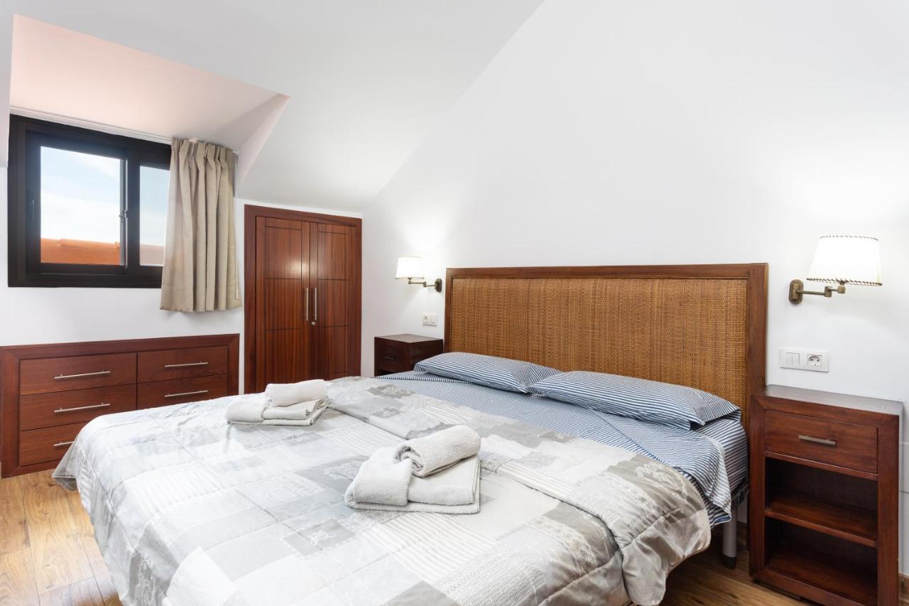 Exclusive Penthouse Playa Las Vistas 4 Close To The Sea And Beach, Aircondition For A Fee, Wifi, Terrace, Heated Pool Playa de las Americas  Exterior photo