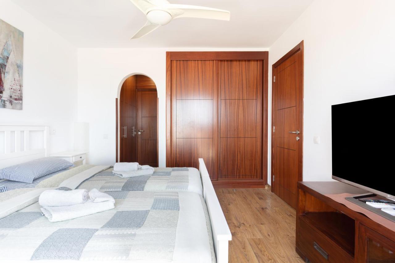 Exclusive Penthouse Playa Las Vistas 4 Close To The Sea And Beach, Aircondition For A Fee, Wifi, Terrace, Heated Pool Playa de las Americas  Exterior photo