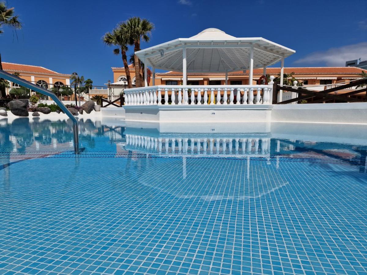 Exclusive Penthouse Playa Las Vistas 4 Close To The Sea And Beach, Aircondition For A Fee, Wifi, Terrace, Heated Pool Playa de las Americas  Exterior photo